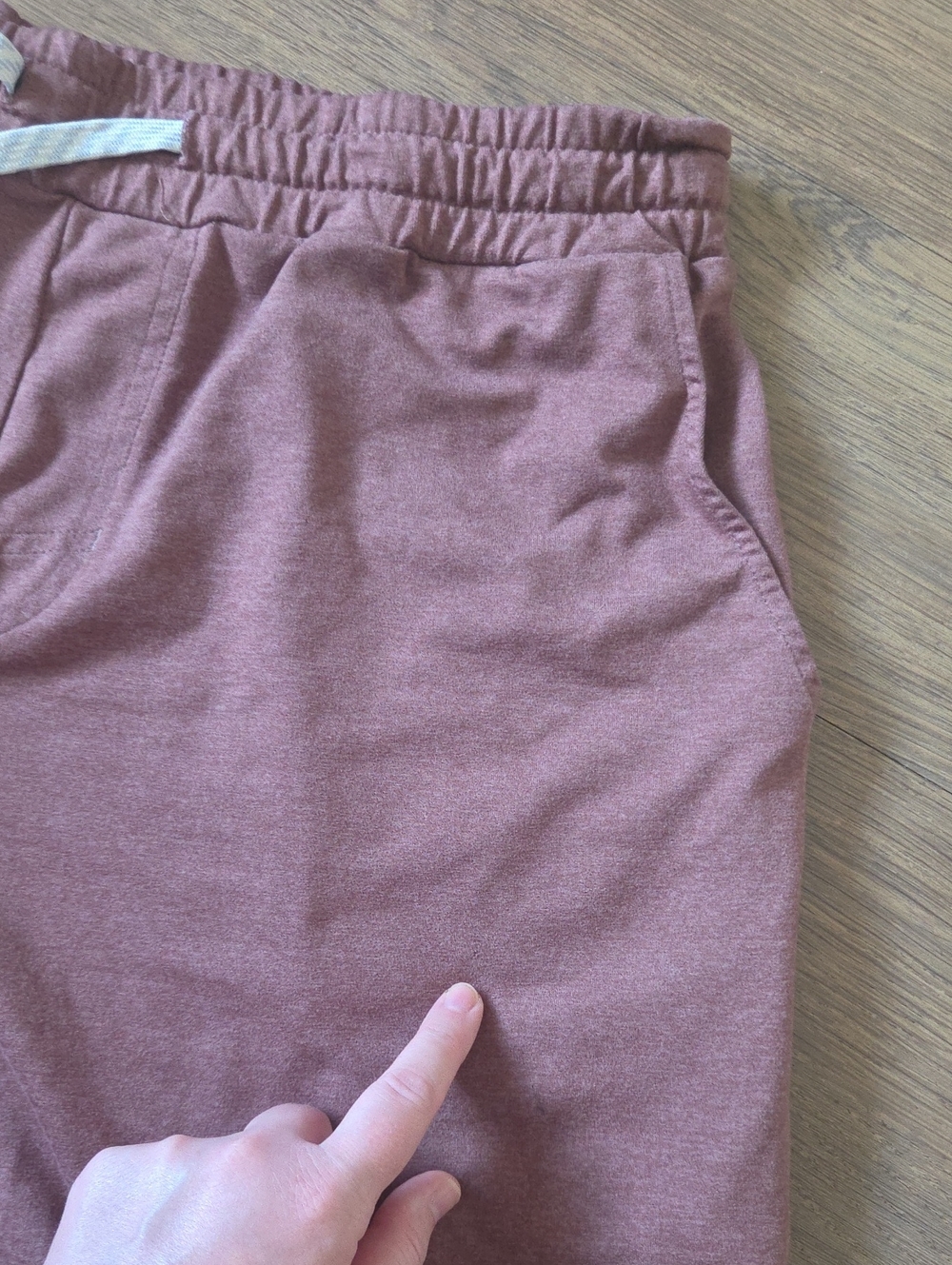 Vuori Men's Ponto Performance Short 7" Sable Heather Color * - Picture 10 of 10
